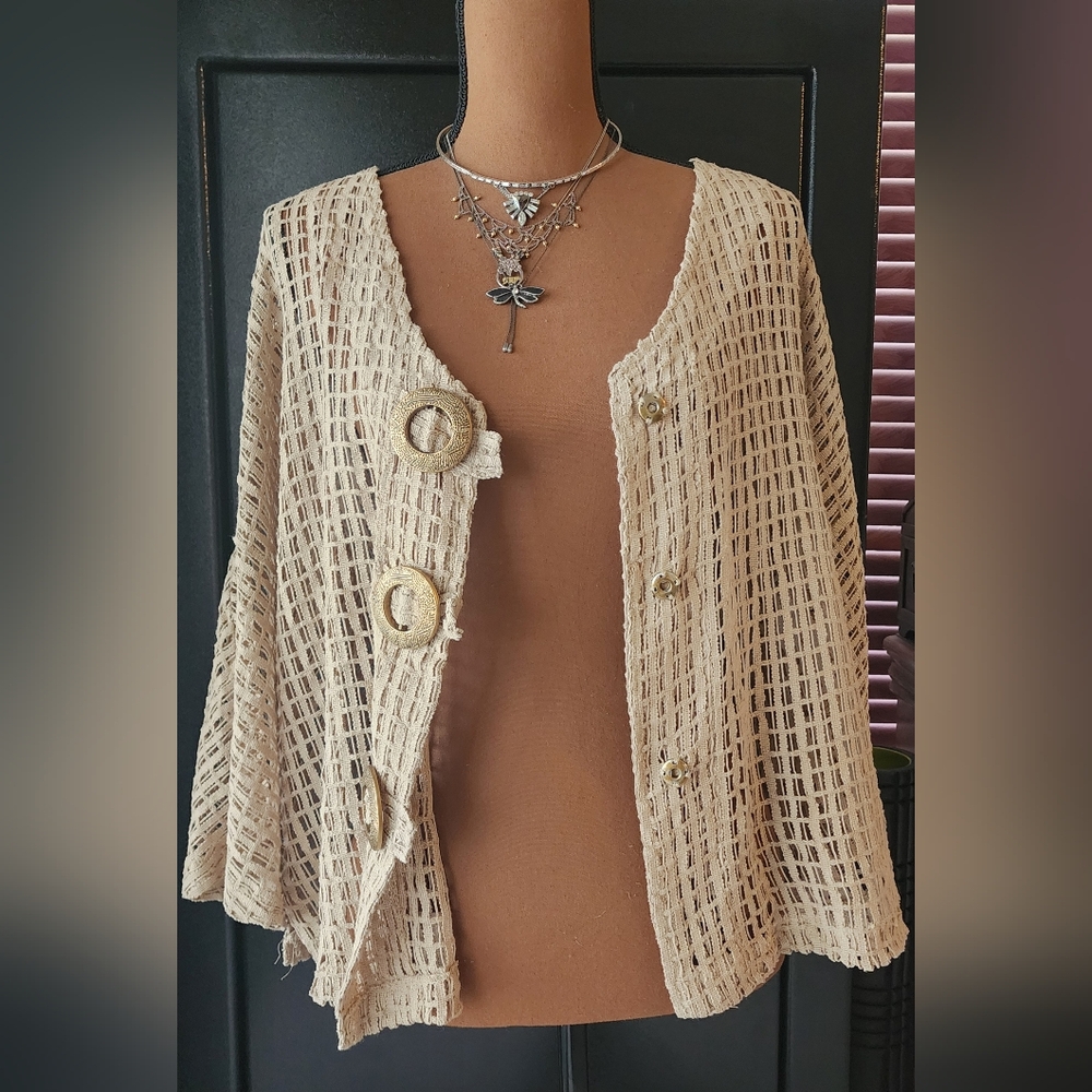Keren Hart 100% cotton khaki tan small crochet sweater jacket artsy chunky snaps